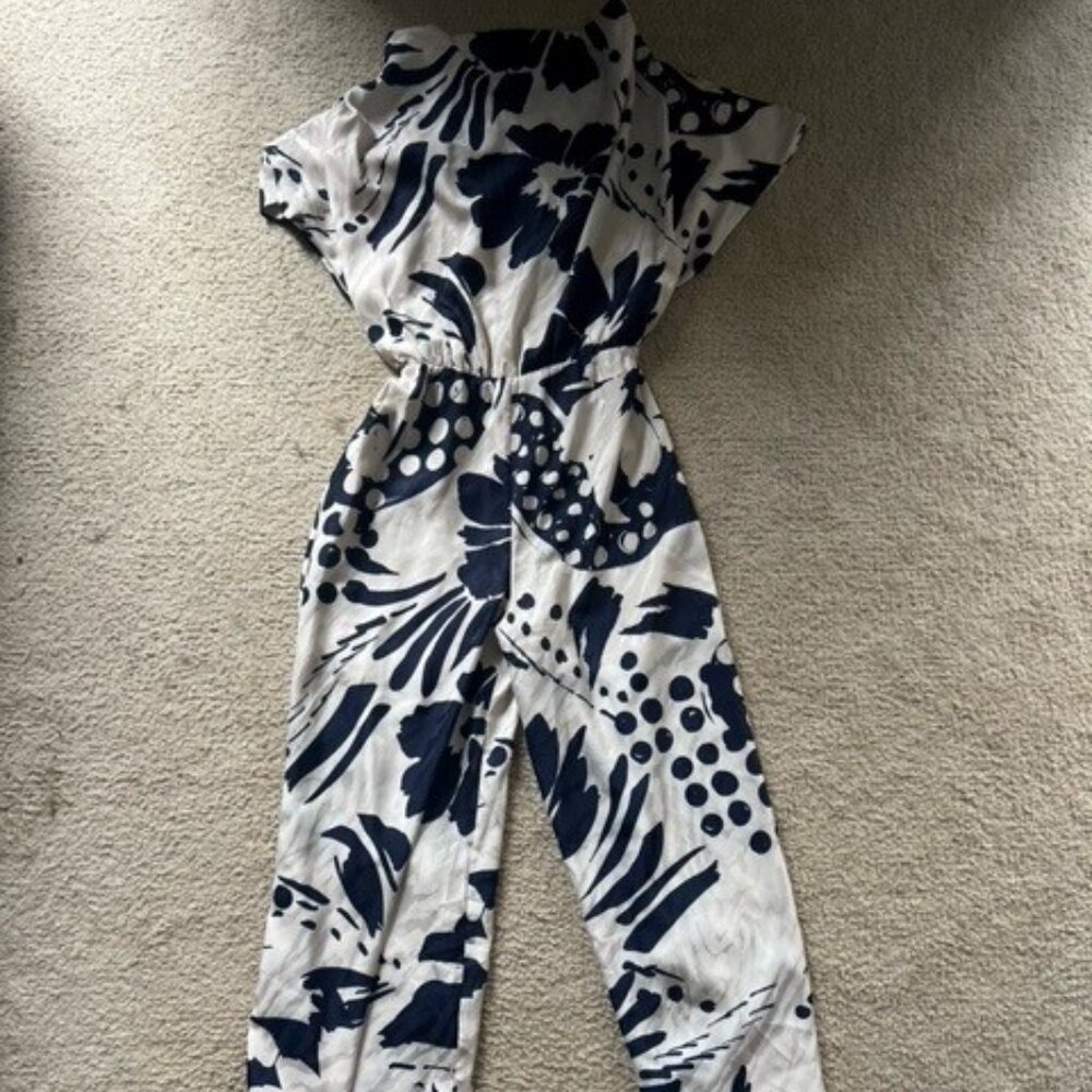 NWT Boutique 💗 Fate Medium Wide Legged Tie Jumpsuit 💗